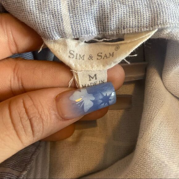 SIM & Sam Blue Plaid Button down 3/4 sleeves hi-low blouse - Picture 9 of 9